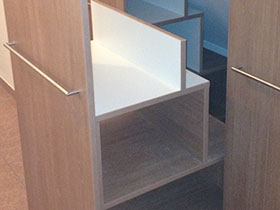 Auszieh-Schrank detail