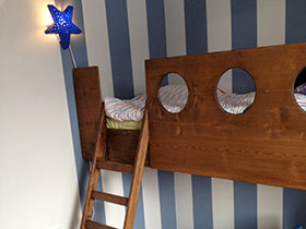 Schiff-Bett detail